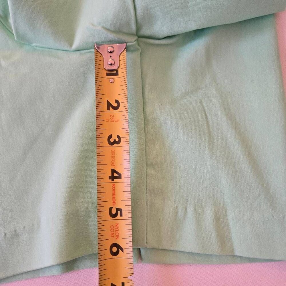 Lulu B Womens Light Green Pull On Summer Staple Shorts Size 6 - Picture 7 of 10